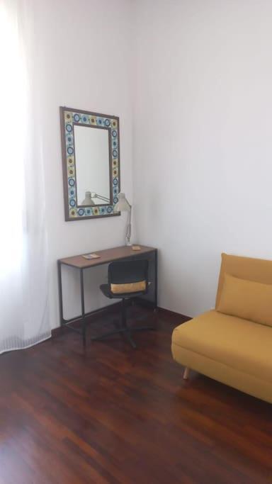 Giulia Town House Tra Citta E Mare Apartment ซาแลร์โน ภายนอก รูปภาพ